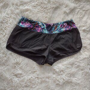 Roxy floral trim shorts LW